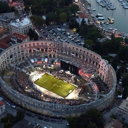 Apartman Adriatic Pula Extérieur photo