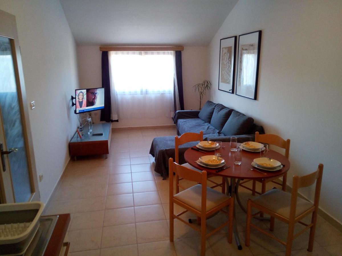 Apartman Adriatic Pula Extérieur photo